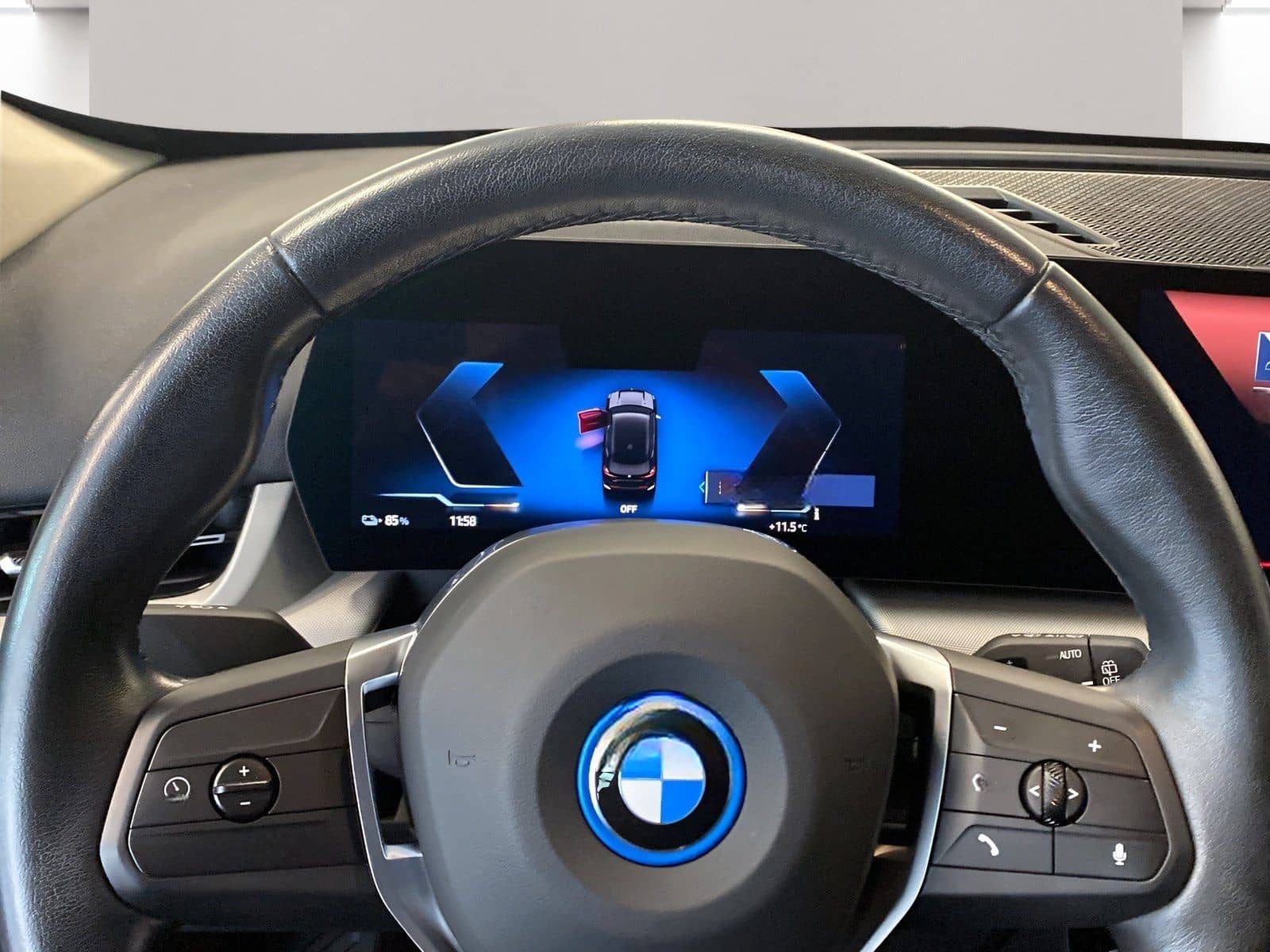 BMW iX1 xDrive30 AHK Kamera Sportsitze Sitzheizung foto 12