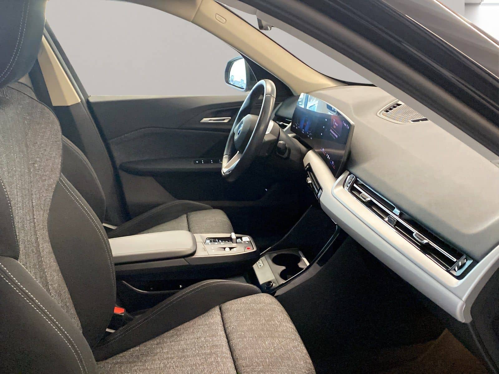 BMW iX1 xDrive30 AHK Kamera Sportsitze Sitzheizung foto 5