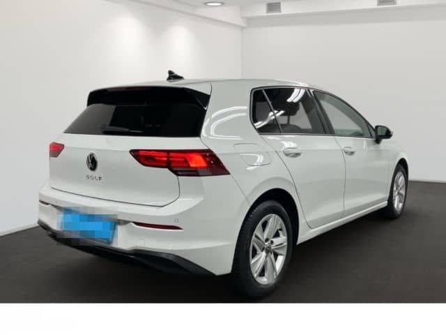 Volkswagen Golf VIII 1.5 TSI LED NAV SHZ KAMERA Life foto 4