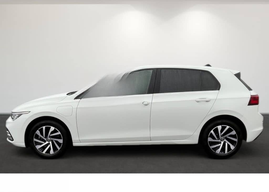Volkswagen Golf VIII 1.5 eHybrid Style DSG   Kamera   Matri foto 3