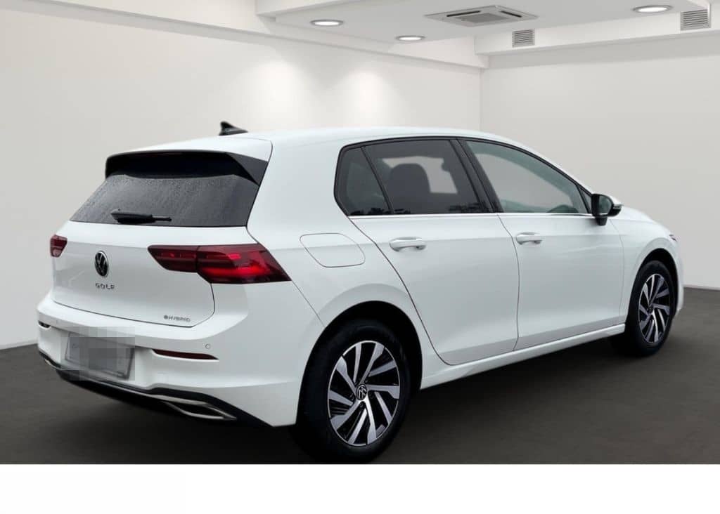 Volkswagen Golf VIII 1.5 eHybrid Style DSG   Kamera   Matri foto 4