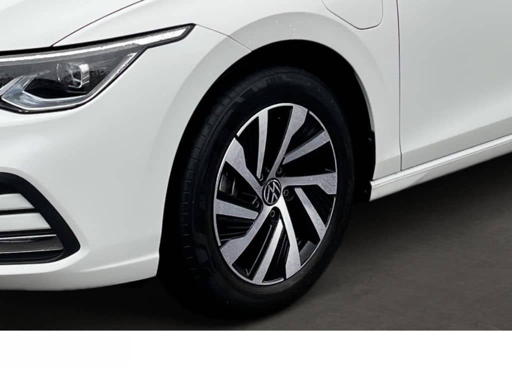 Volkswagen Golf VIII 1.5 eHybrid Style DSG   Kamera   Matri foto 9