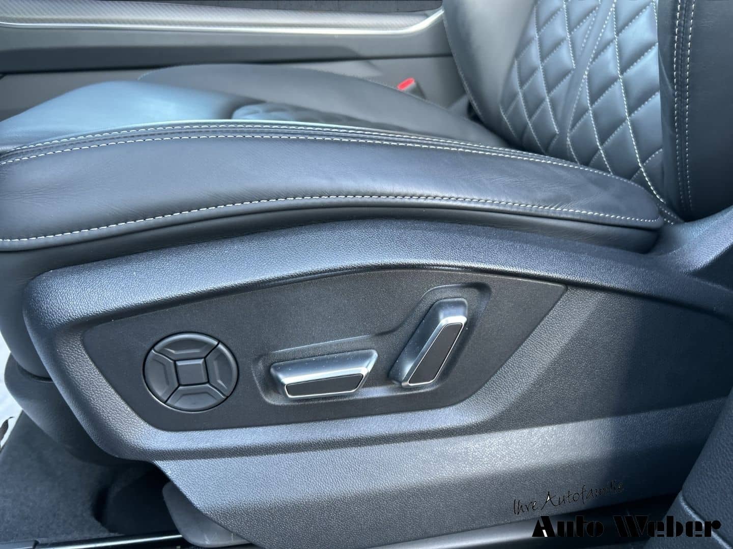 Audi SQ8 4.0TFSI Laser Leder Pano AHK Std.Hzg B&O foto 16