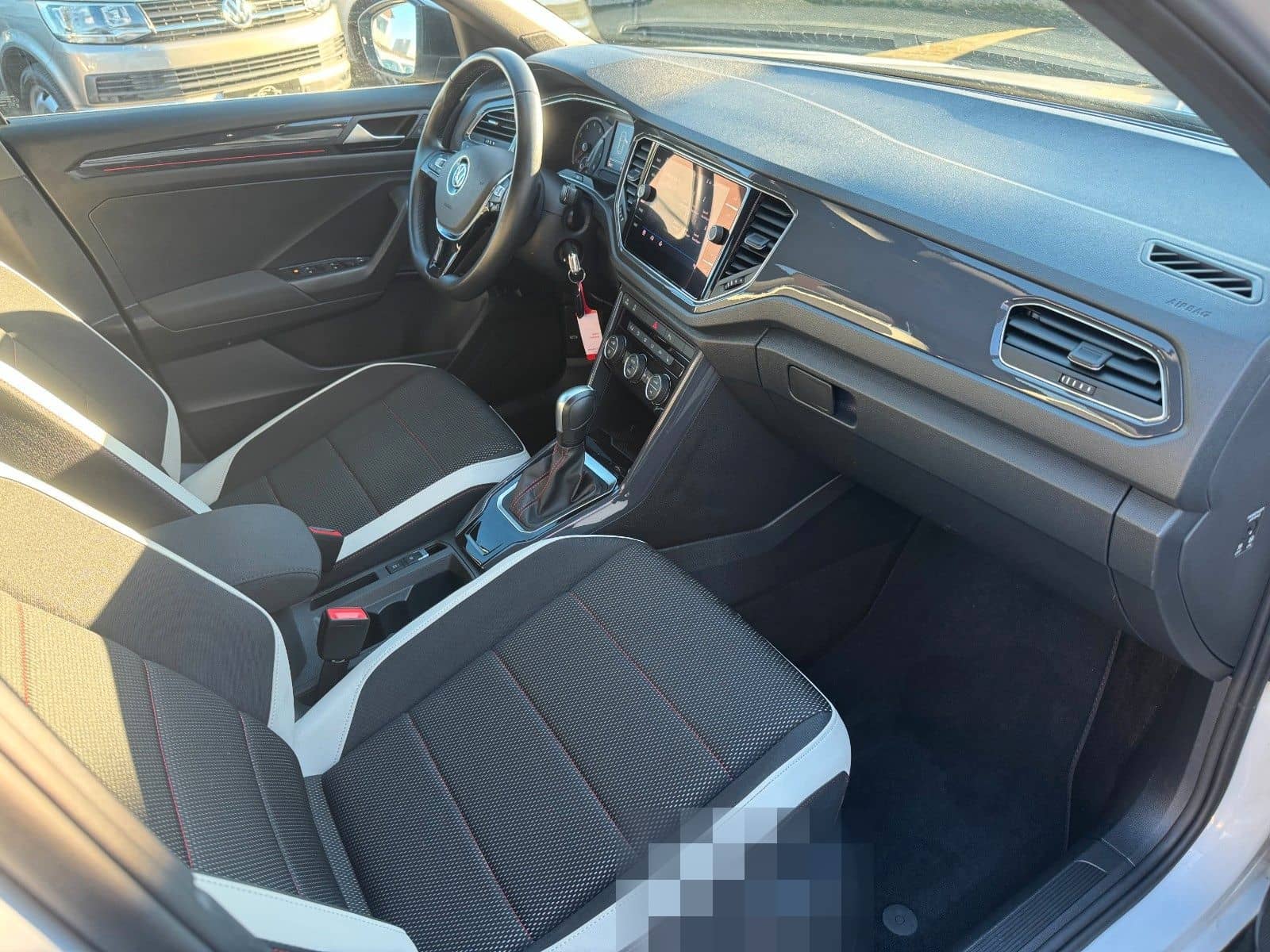 Volkswagen T-Roc Sport *LED*NAVI*LHZ*PDC*EHKL* foto 11