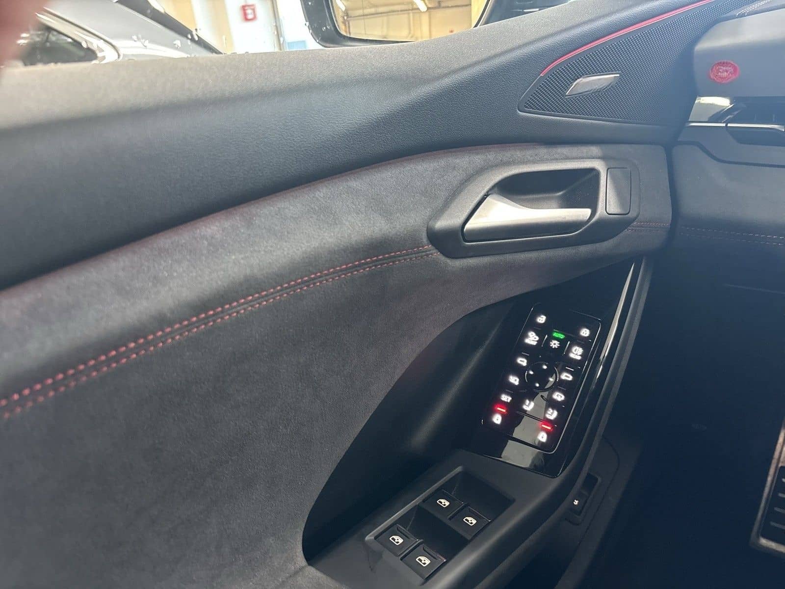 Audi Q6 e-tron quattro S LINE BLACKPAK TECHPRO 20" foto 21