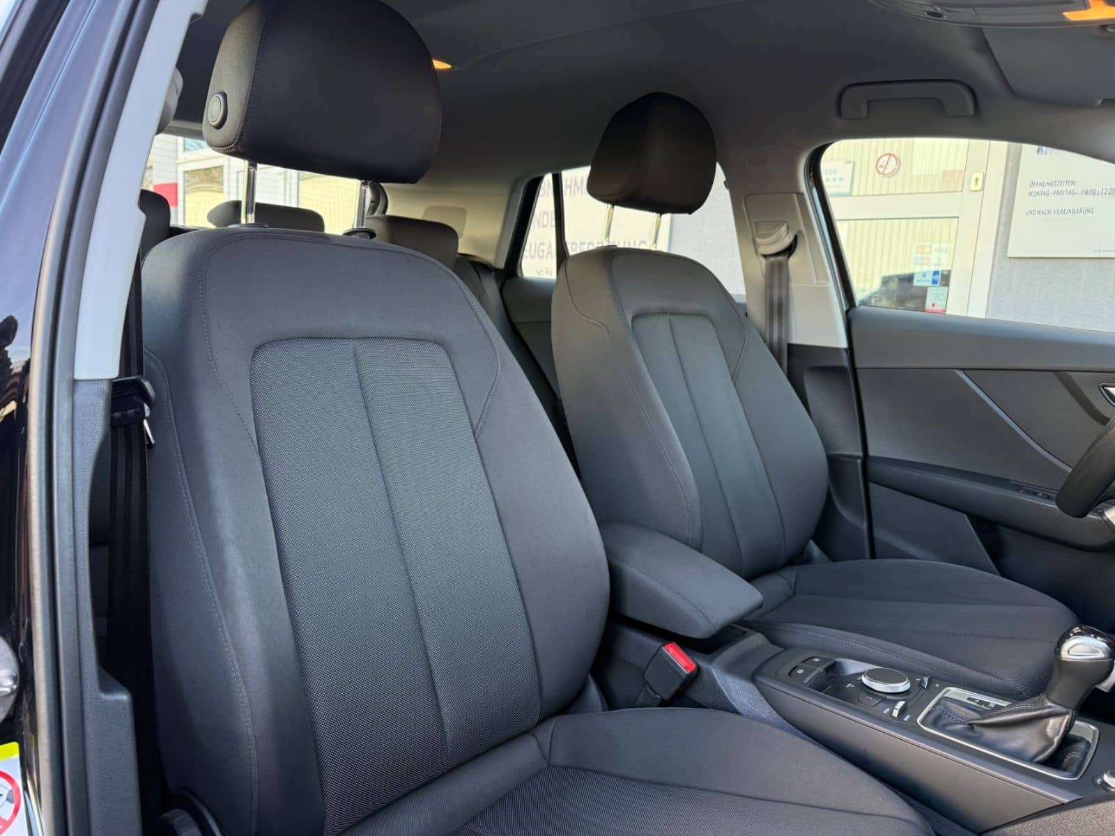 Audi Q2 30 TDI basis S-tronic LED SHZ Kamera foto 16