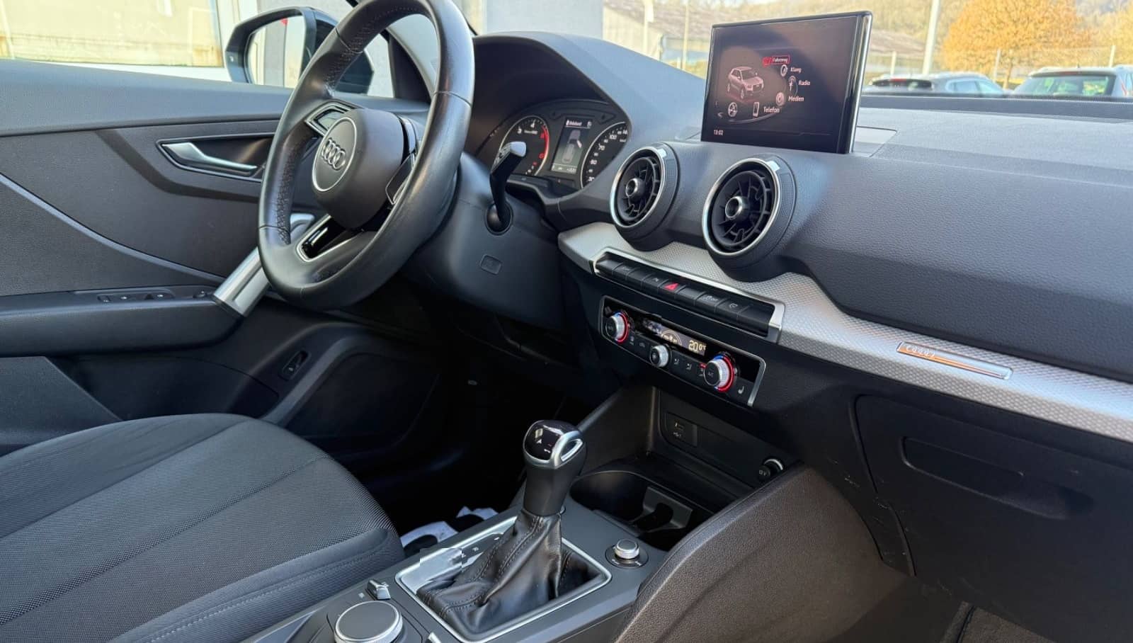 Audi Q2 30 TDI basis S-tronic LED SHZ Kamera foto 17