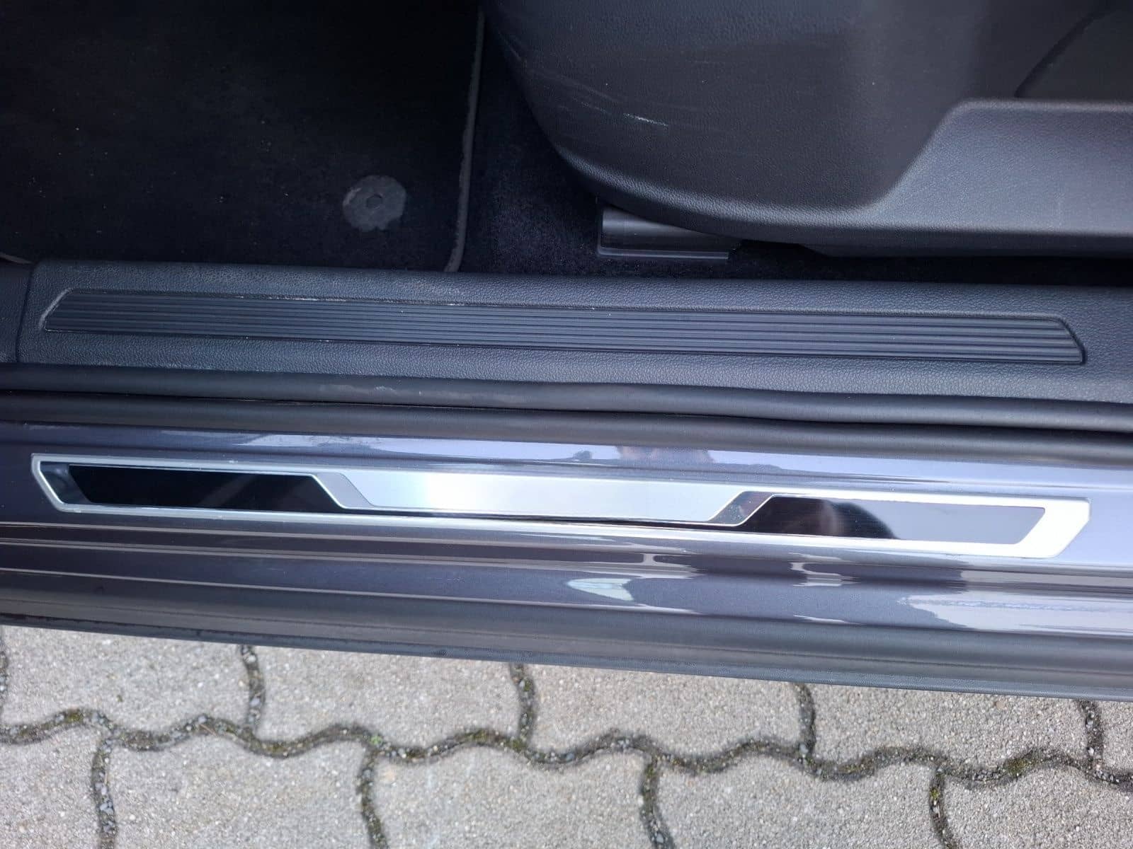 Volkswagen T-Cross TSI Active DSG LED Navi AID ACC RFK SH 1 foto 23