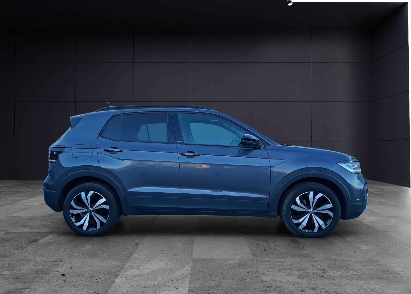 Volkswagen T-Cross TSI Active DSG LED Navi AID ACC RFK SH 1 foto 6