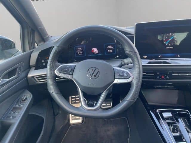 Volkswagen Golf VIII 2.0 TDI DSG R-Line Black Style IQ Ligh foto 11