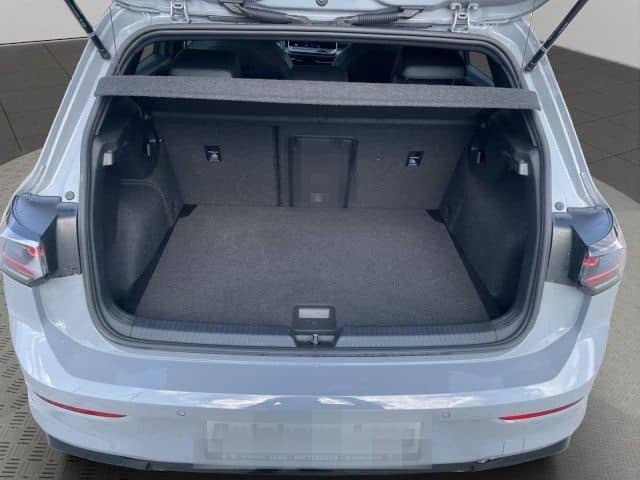 Volkswagen Golf VIII 2.0 TDI DSG R-Line Black Style IQ Ligh foto 15