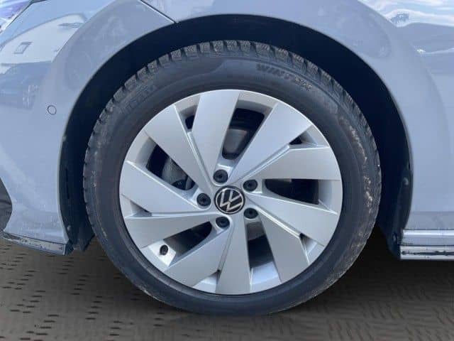 Volkswagen Golf VIII 2.0 TDI DSG R-Line Black Style IQ Ligh foto 16