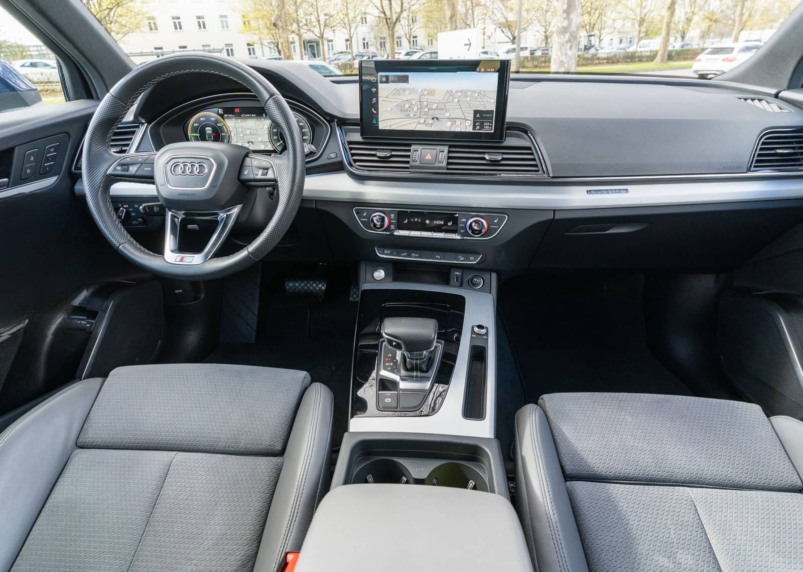 Audi Q5 S line 55TFSI e quattro NAVI MATRIX HUD AHK foto 7