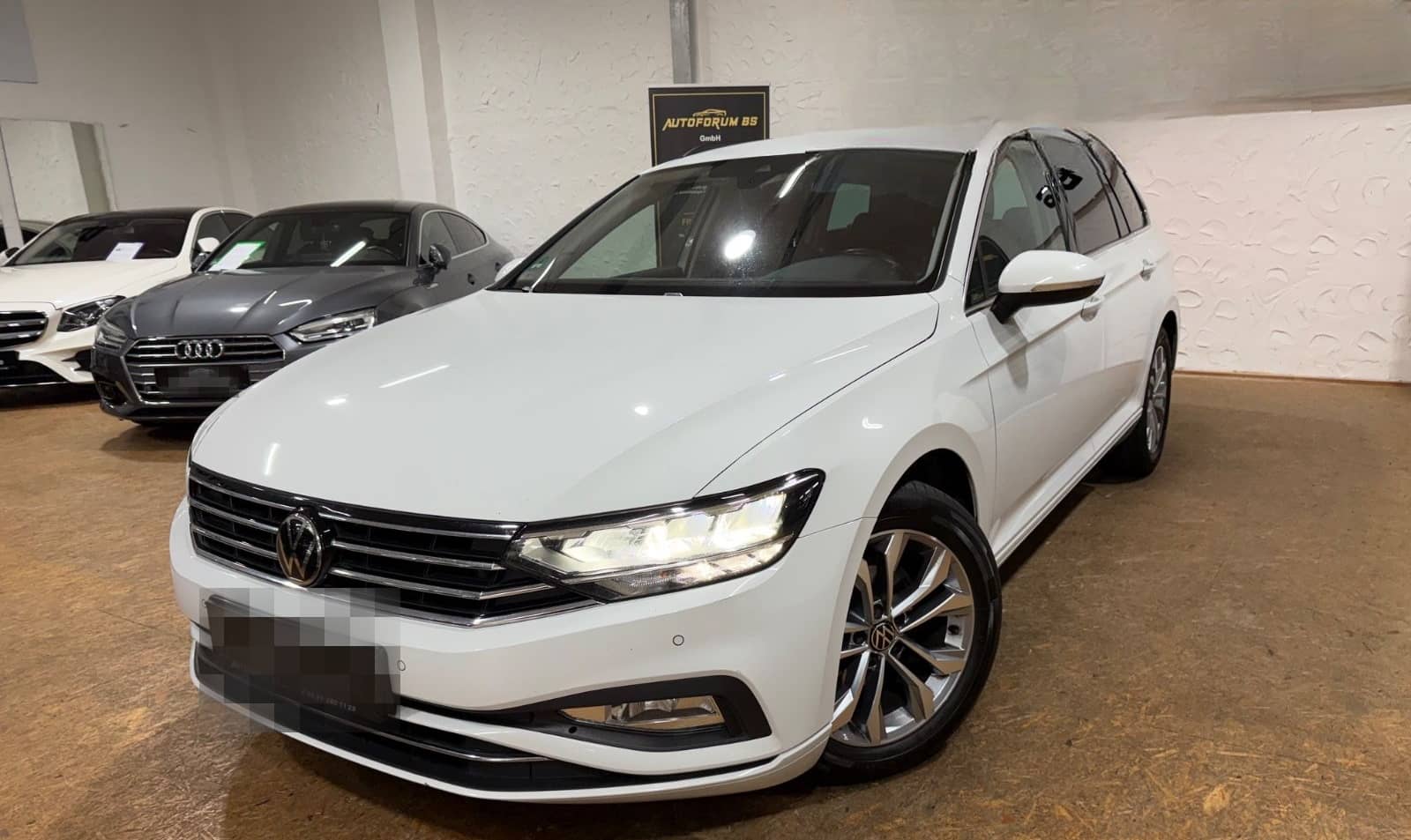 Volkswagen Passat Variant Business 2.0TDI DSG/AHK/CAM/ACC foto 1
