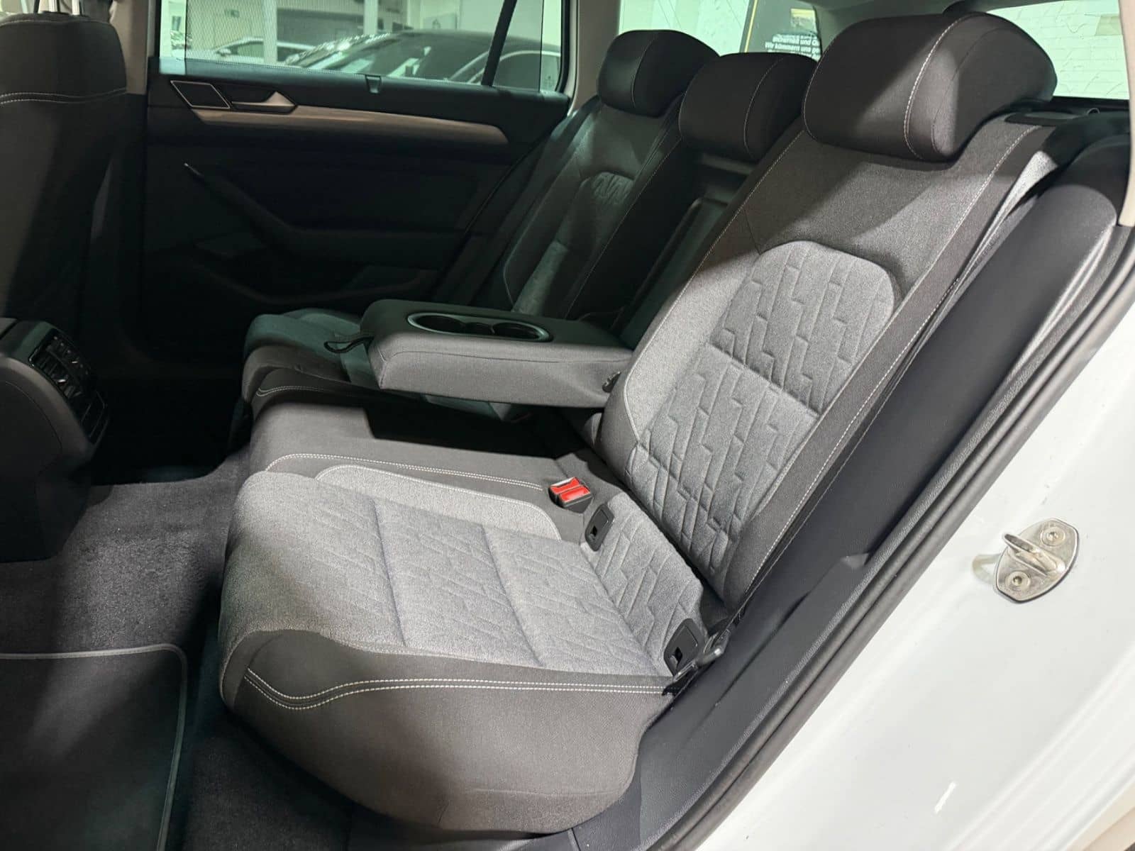 Volkswagen Passat Variant Business 2.0TDI DSG/AHK/CAM/ACC foto 13