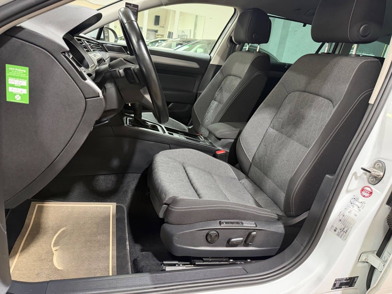 Volkswagen Passat Variant Business 2.0TDI DSG/AHK/CAM/ACC foto 14