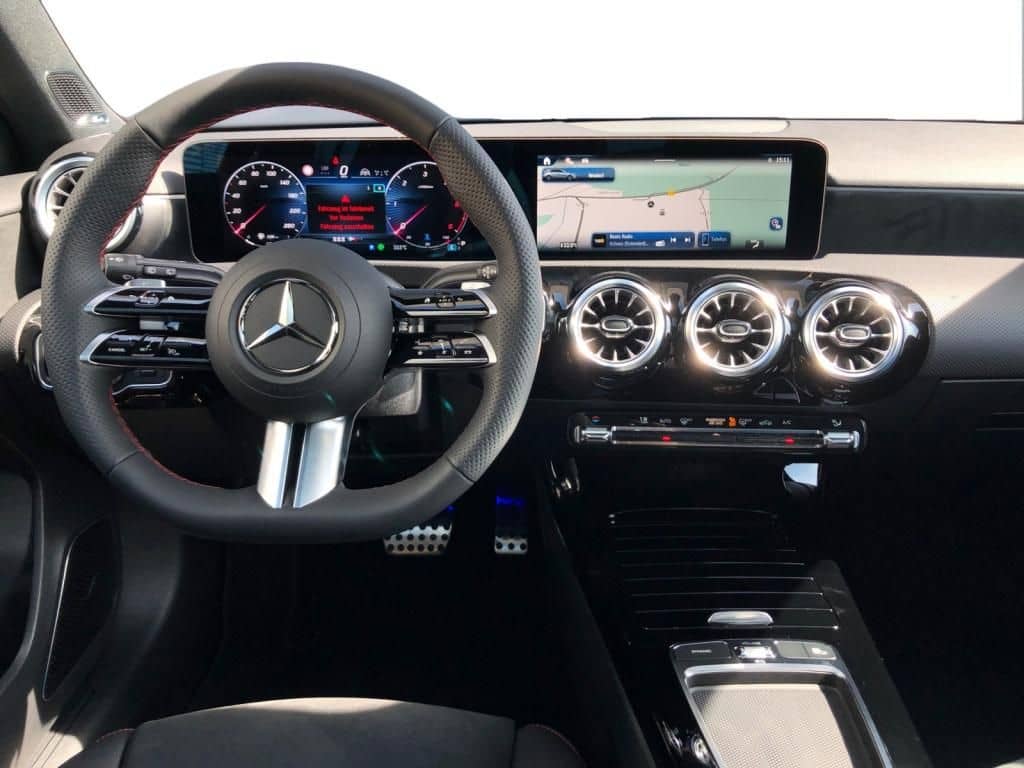 Mercedes-Benz A 220 d +AMGAdvancedPlus+Pano foto 5