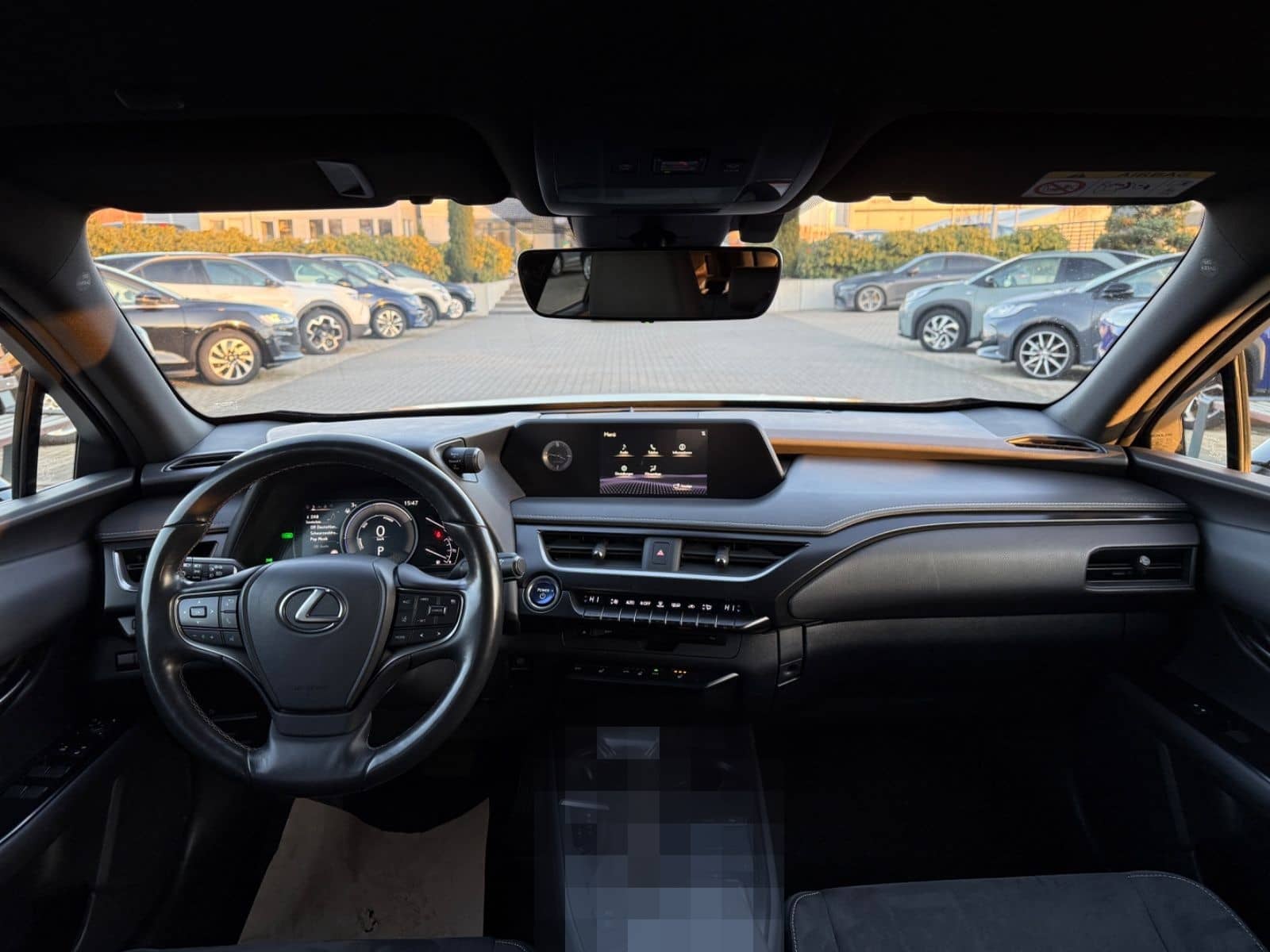 Lexus UX 250 h Launch Edition foto 17