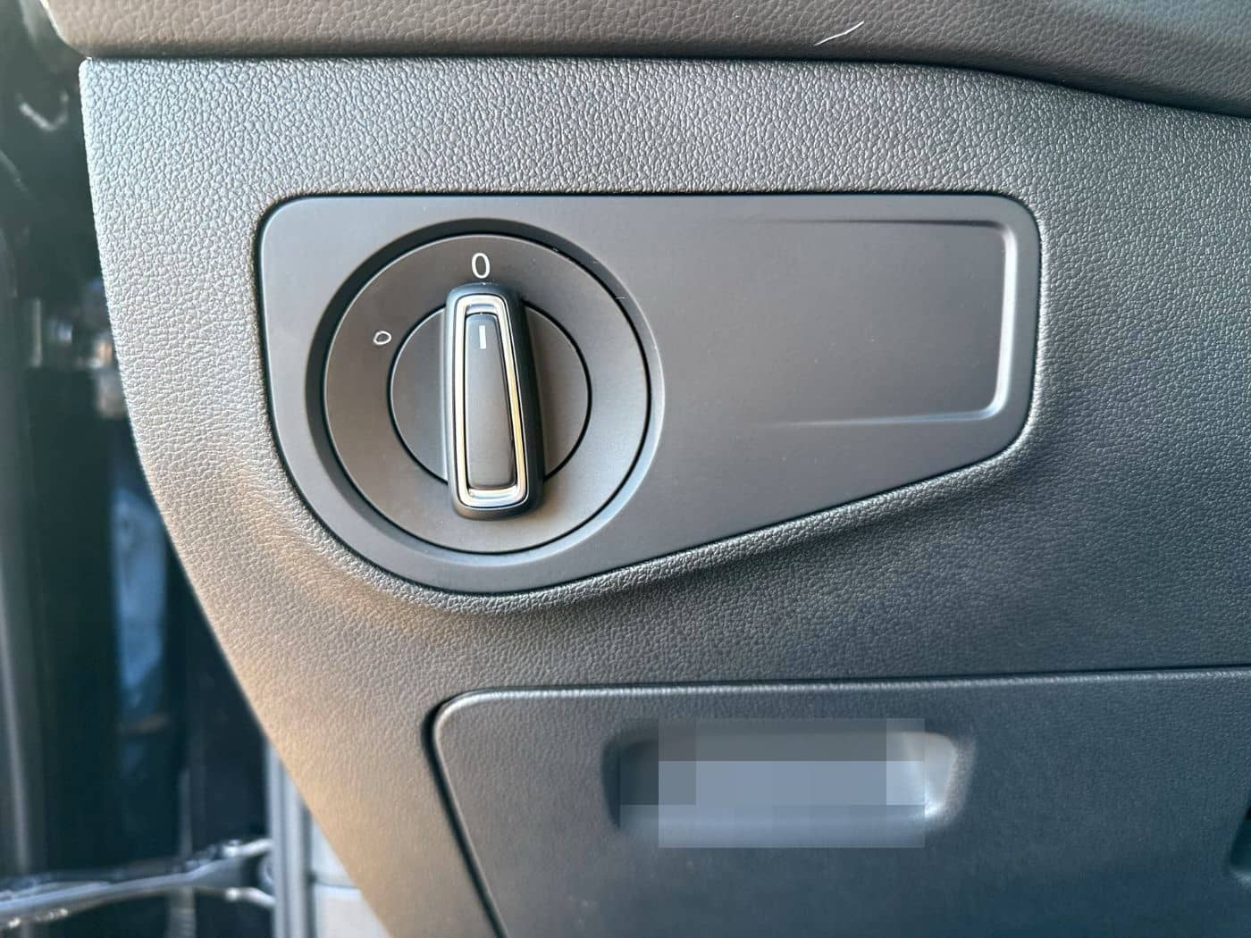 Volkswagen Tiguan R / R-Perform. Akrapovic / H&K DCC- Fahrw foto 21