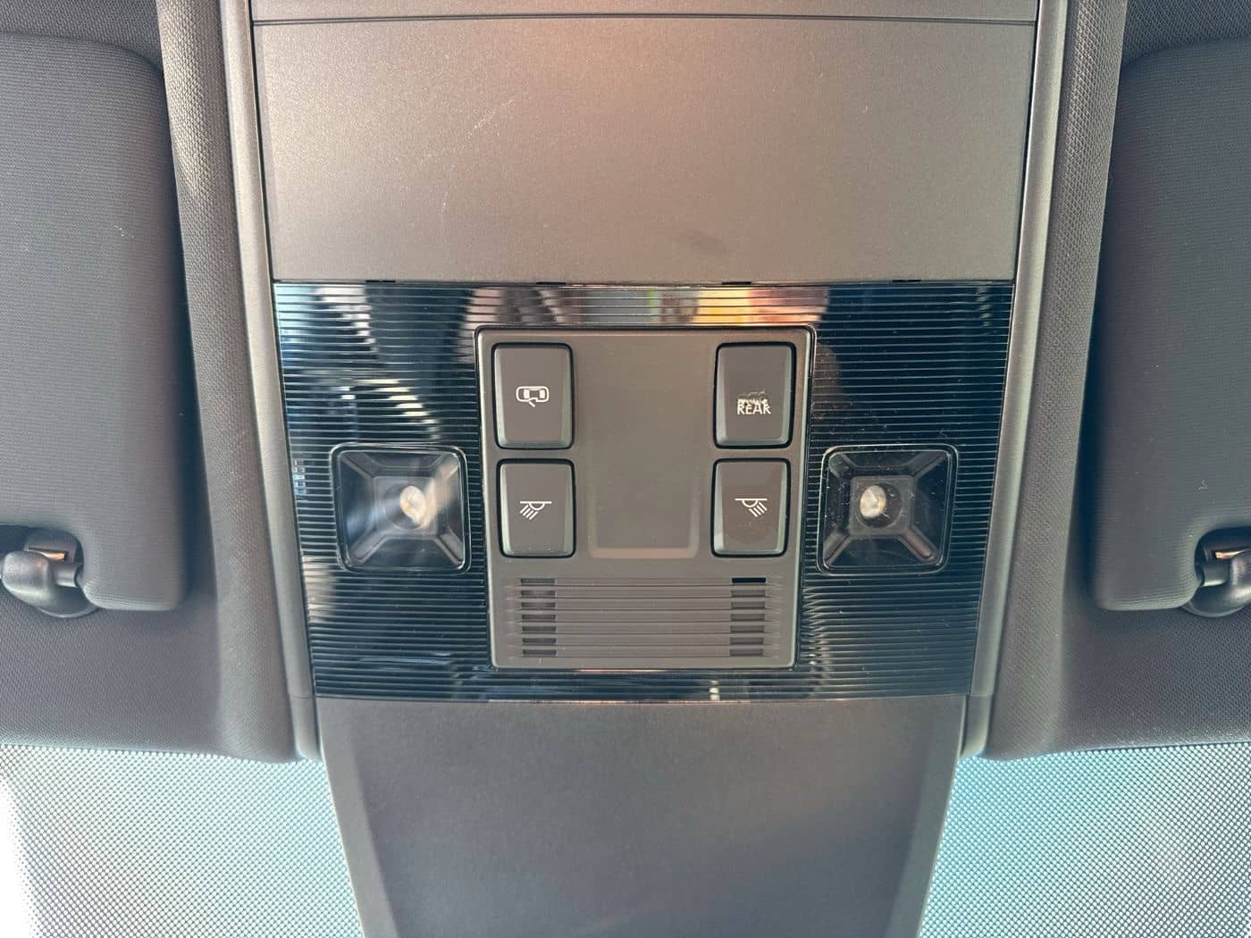 Volkswagen Tiguan R / R-Perform. Akrapovic / H&K DCC- Fahrw foto 23