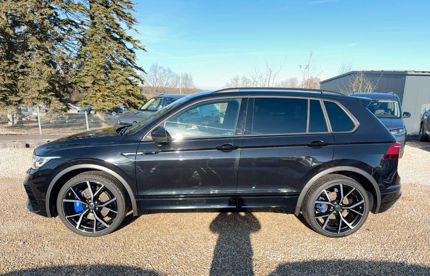 Volkswagen Tiguan R / R-Perform. Akrapovic / H&K DCC- Fahrw foto 4