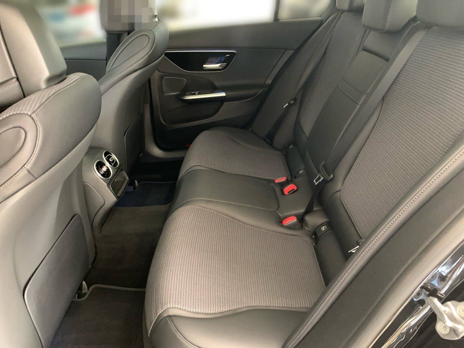 Mercedes-Benz C 200 *AVANTGARDE*PANO*KAMERA*LED*CARPLAY* foto 11