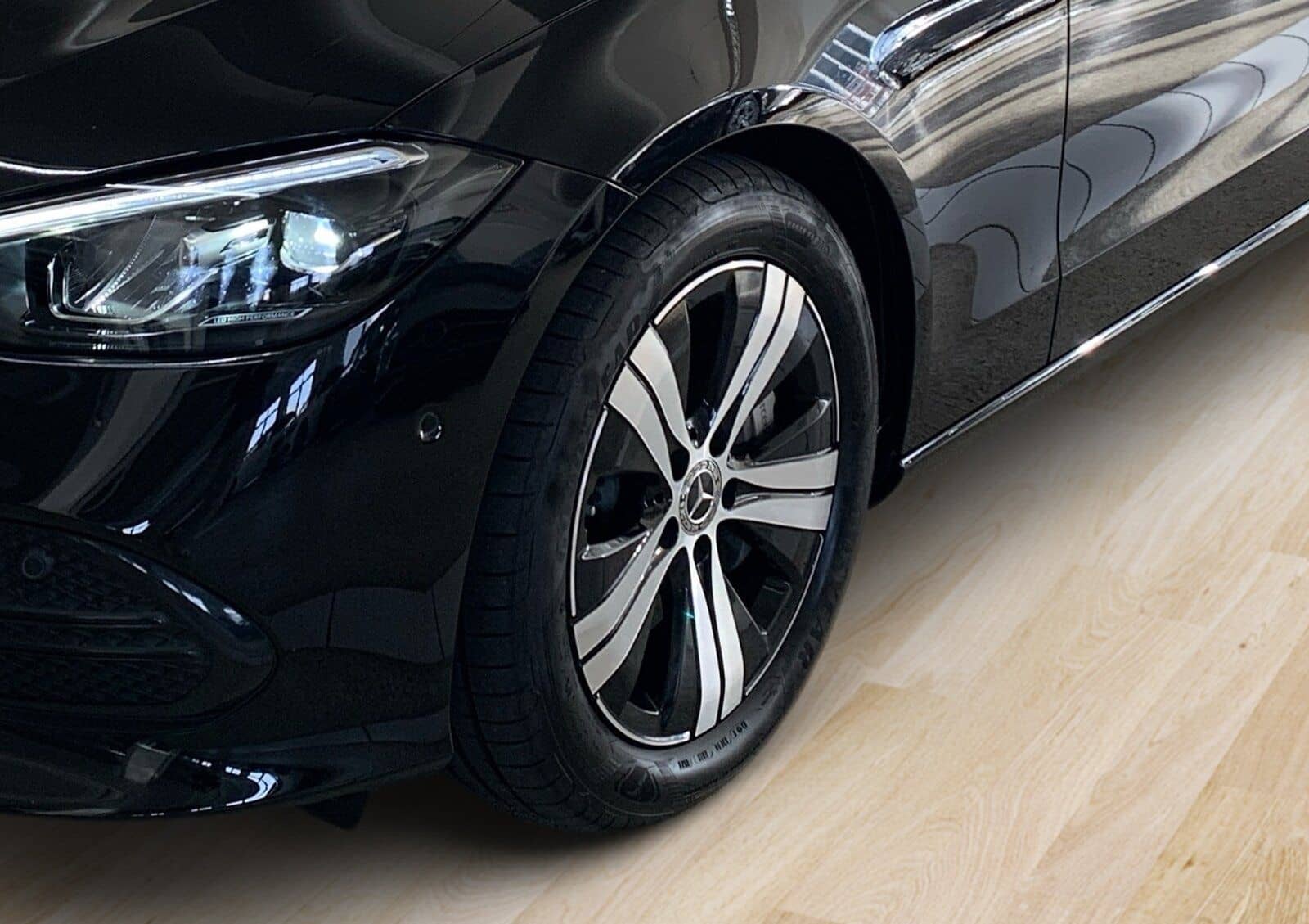 Mercedes-Benz C 200 *AVANTGARDE*PANO*KAMERA*LED*CARPLAY* foto 6