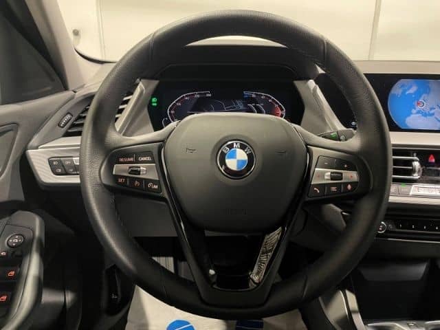 BMW 120 d Advantage Automatik EU6d Navi LED Virtual  foto 10