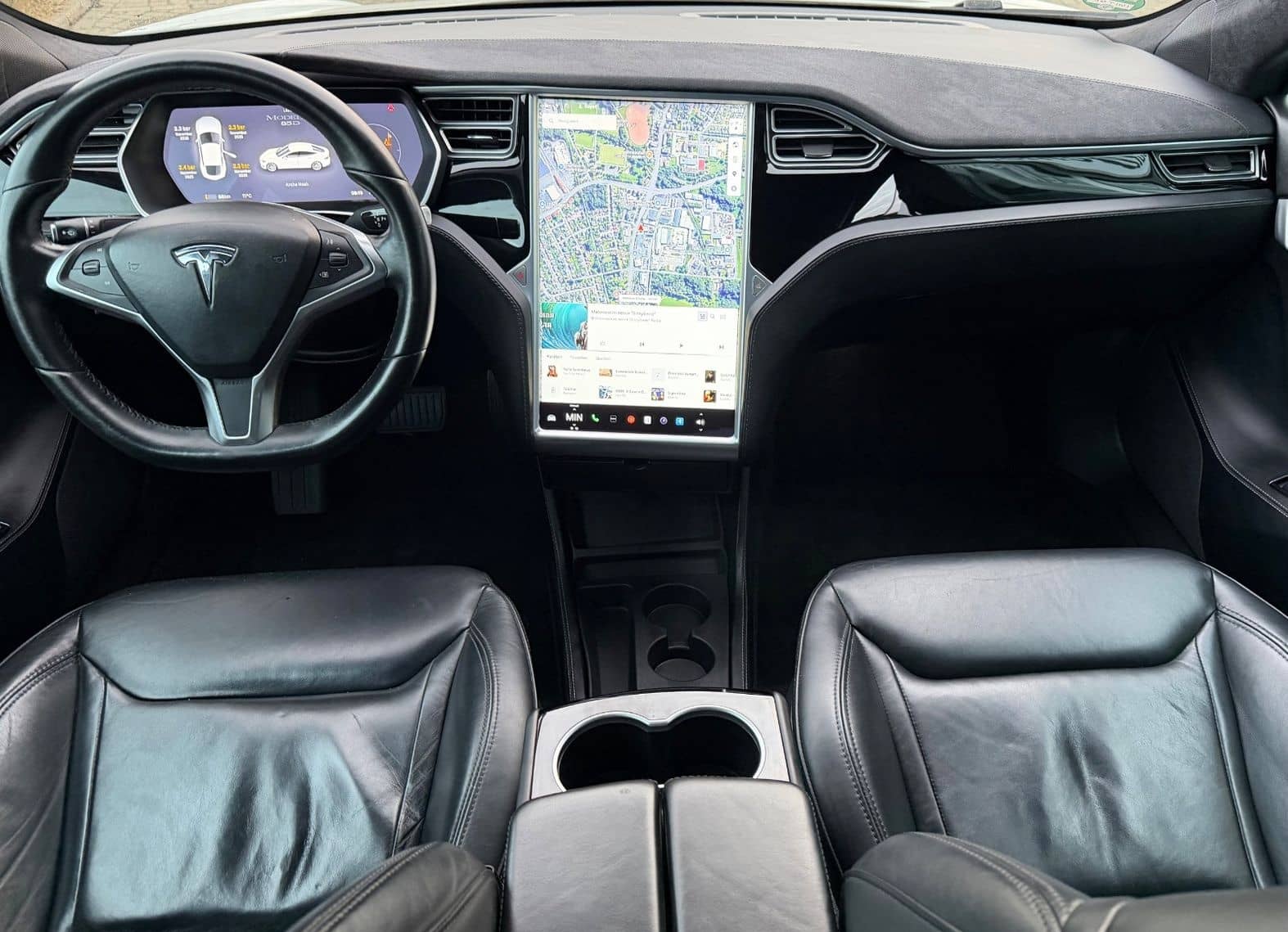 Tesla Model S 85D Performance foto 8