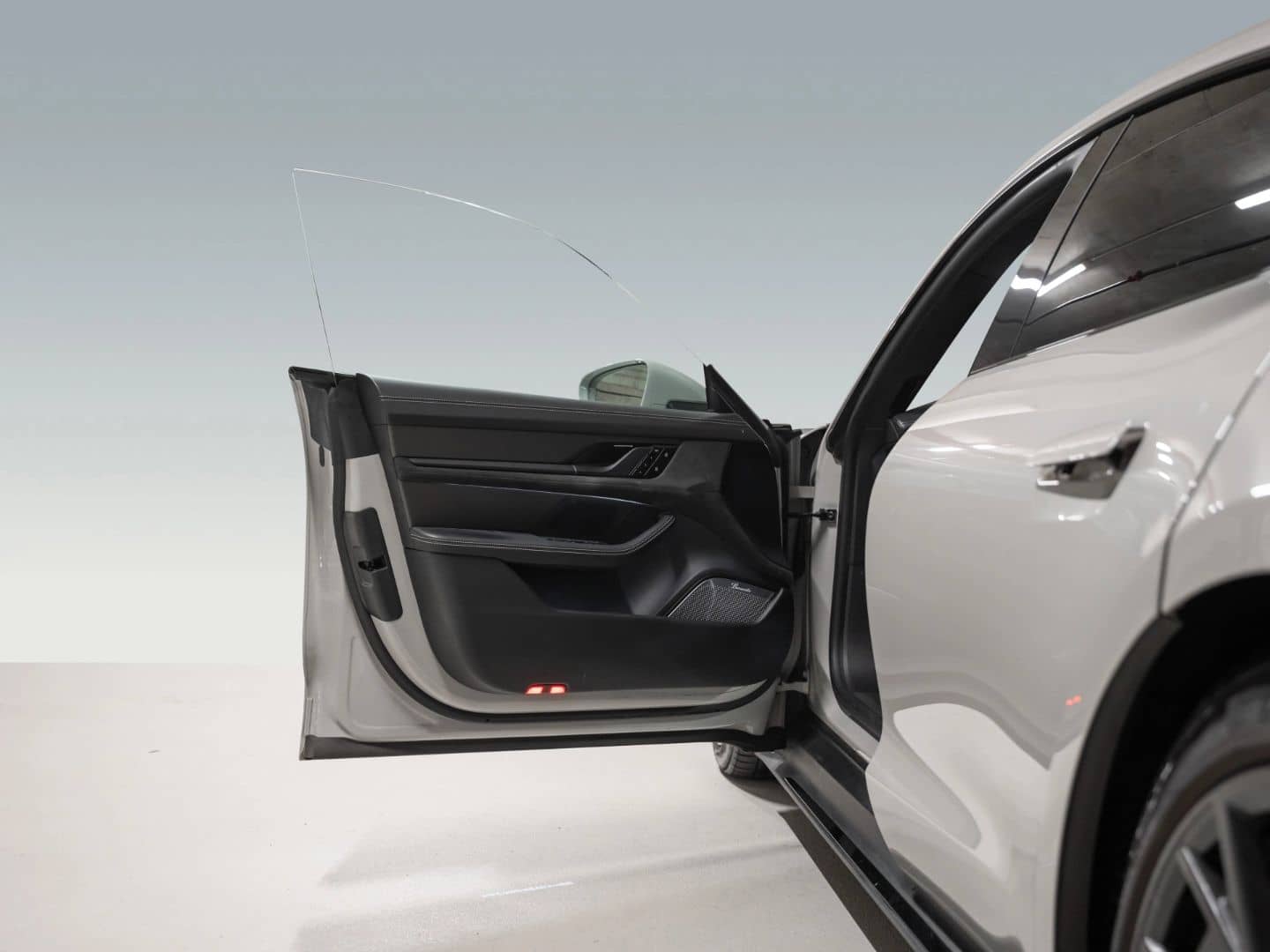 Porsche Taycan GTS HeadUp Beifahrerdisplay Burmester foto 18