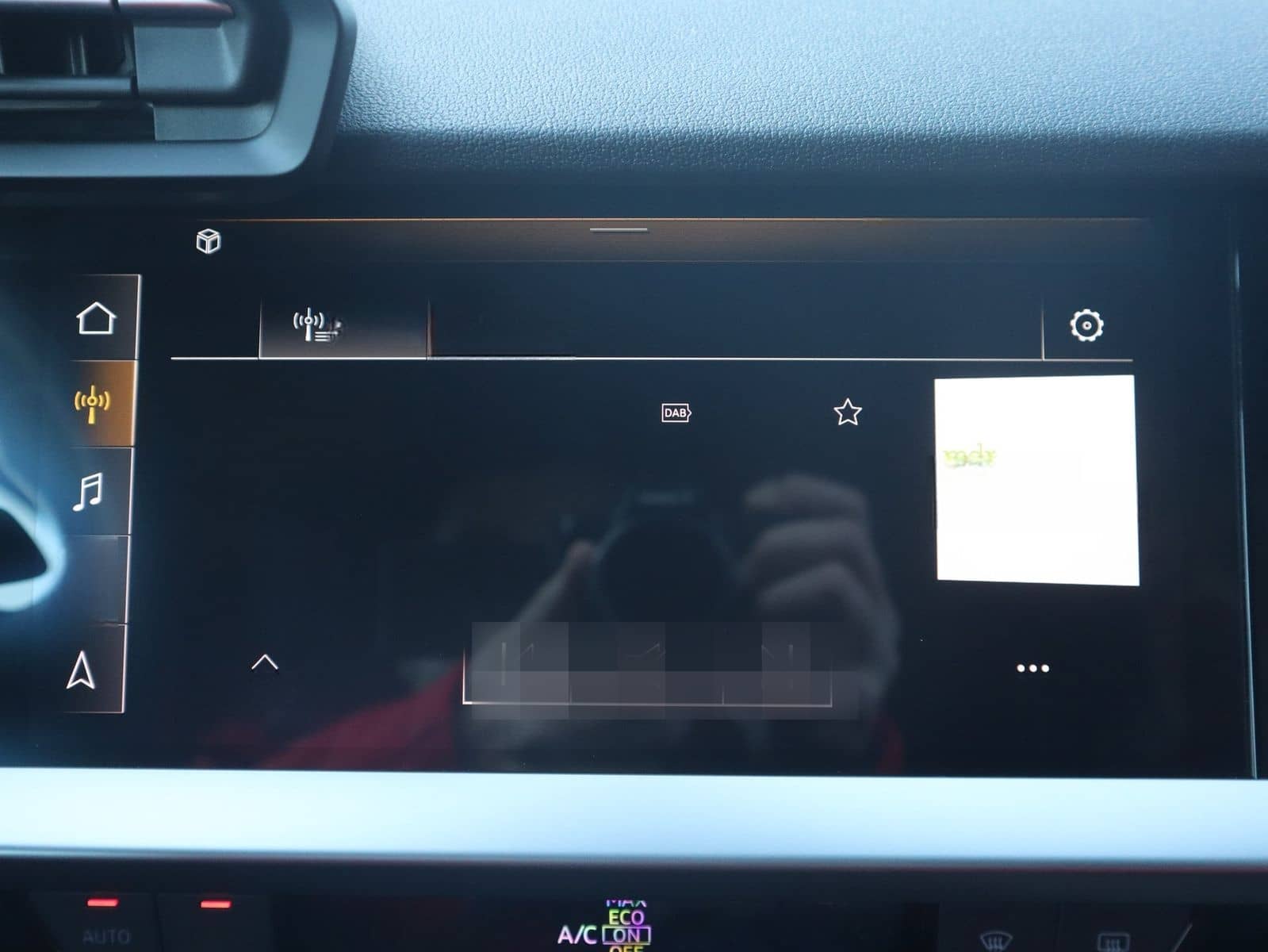 Audi A3 Sportback 30 TFSI LED Navi Sitzheizung PDC foto 15