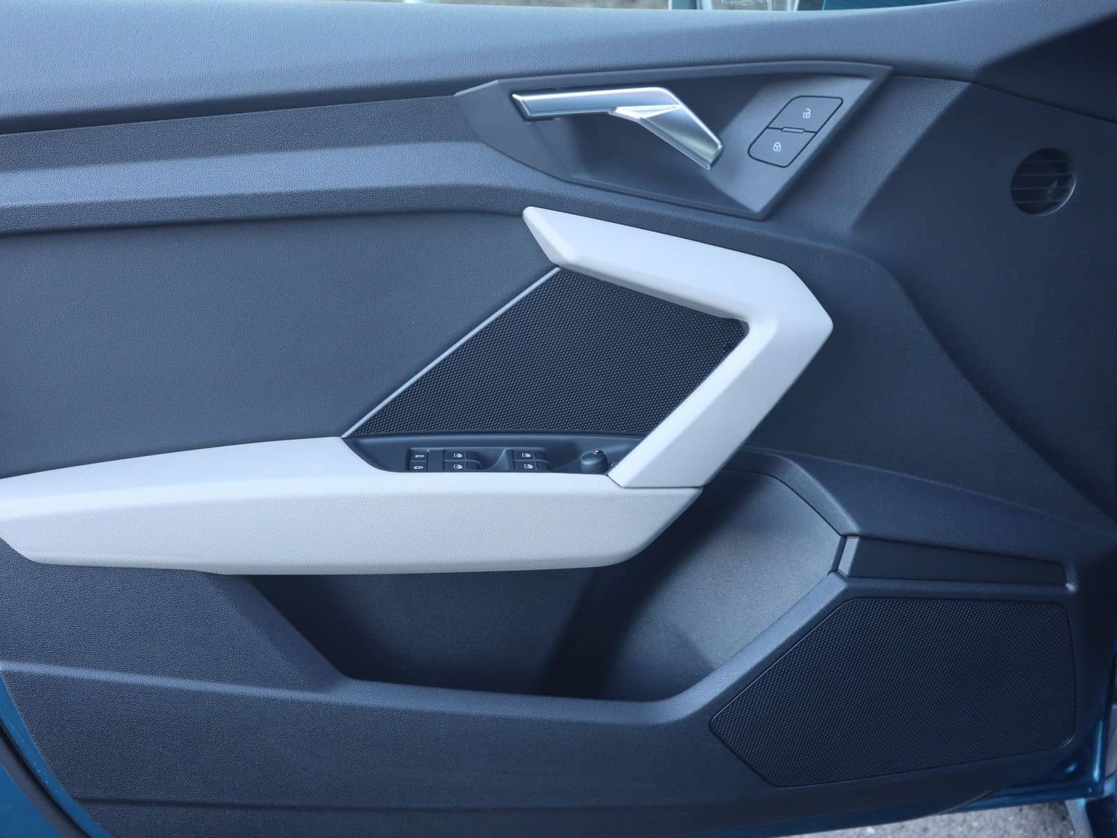 Audi A3 Sportback 30 TFSI LED Navi Sitzheizung PDC foto 21