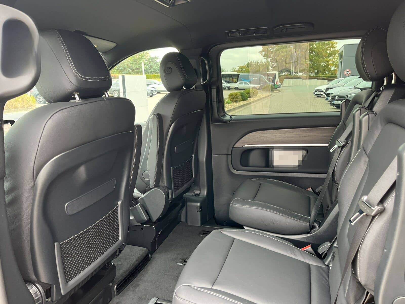 Mercedes-Benz V 300 d 4M AV L AMG Night STANDHZ+AHZV+DISTR+360 foto 12