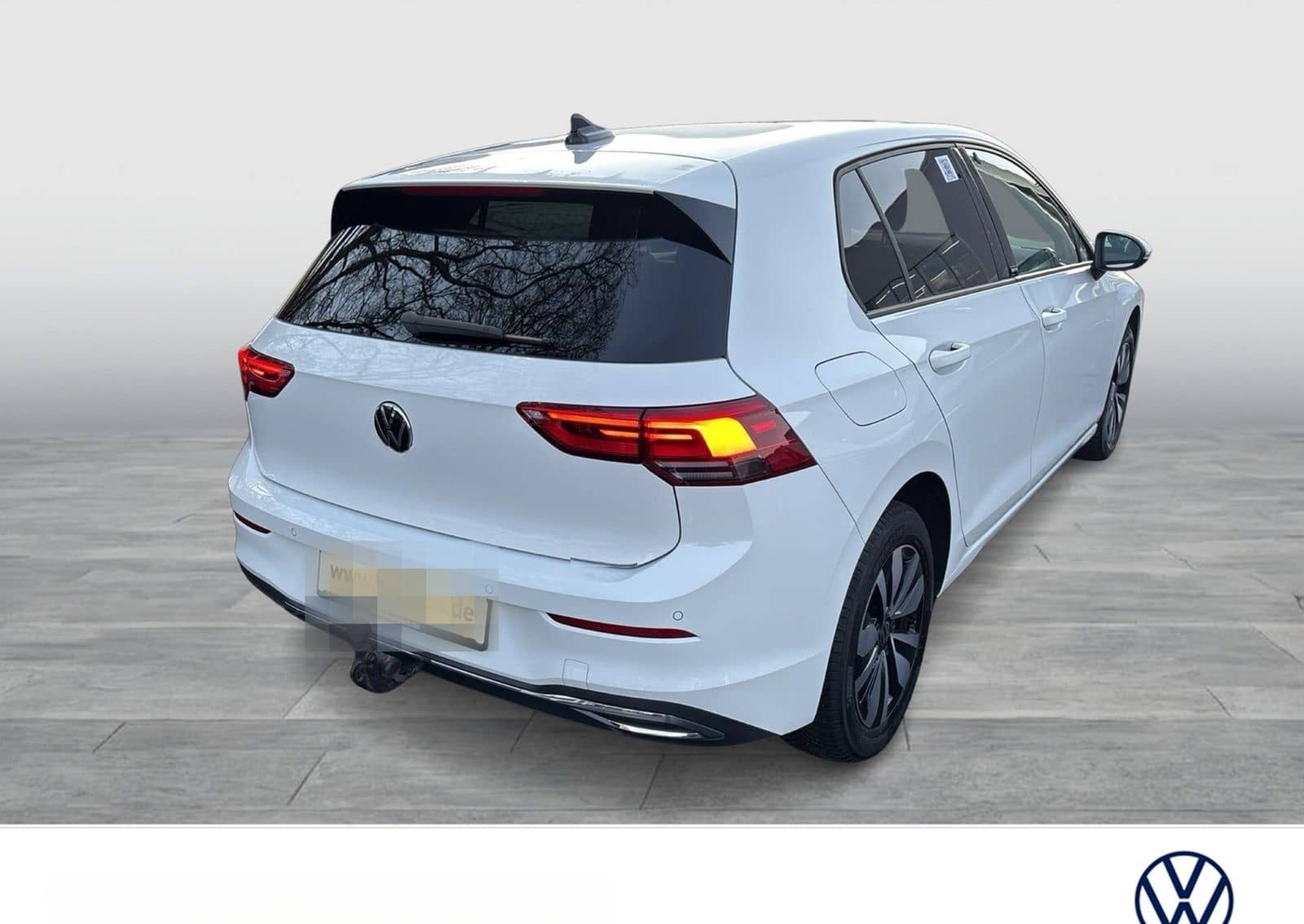 Volkswagen Golf VIII 1.0 eTSI MOVE STANDHZ. AHK CAM NAVI foto 4