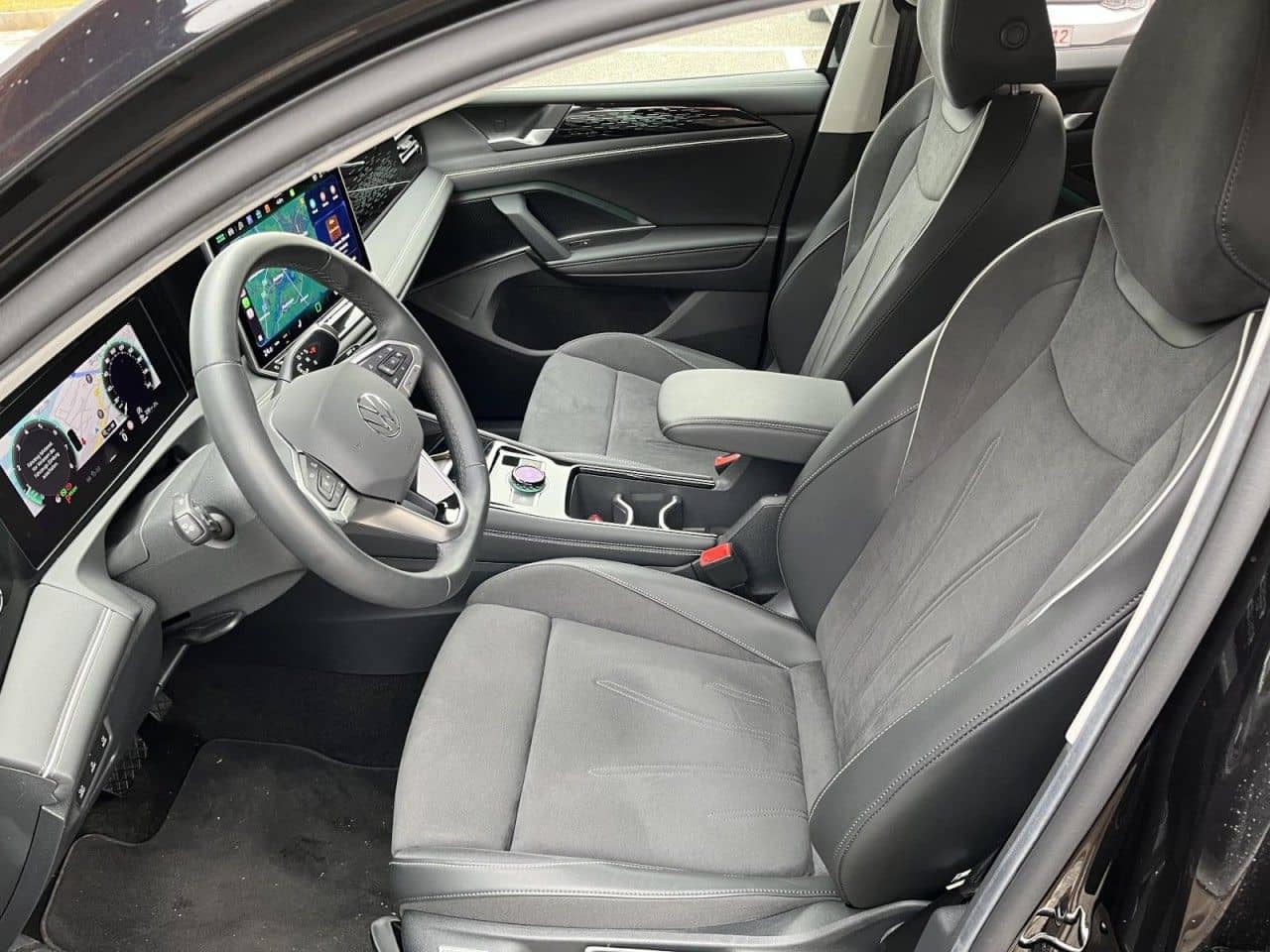 Volkswagen Tiguan 1,5 eTSI DSG Elegance (IQLight+AHK+Navi) foto 8