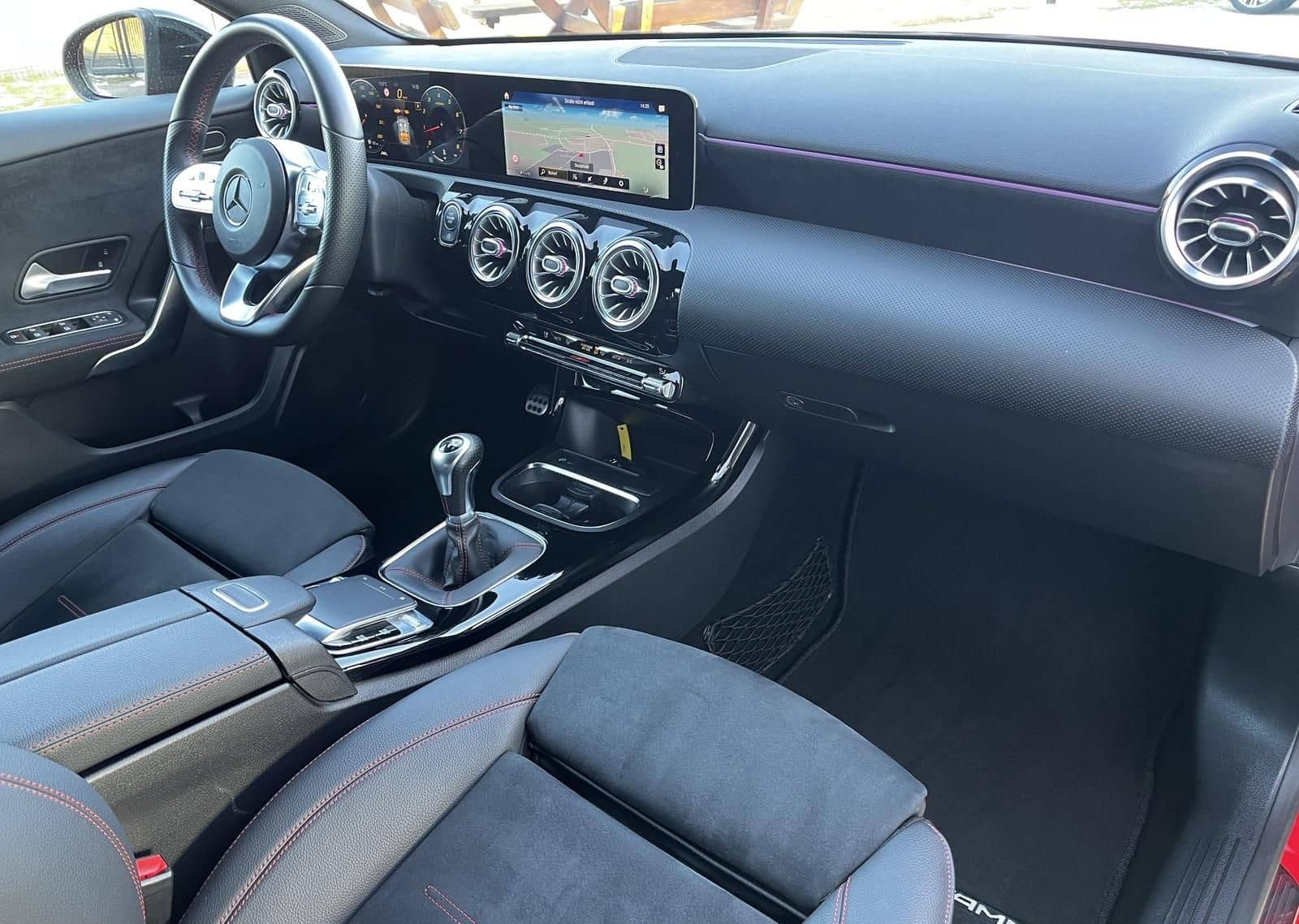 Mercedes-Benz A 200 Amg Line /Navi/LED/Alcantara foto 12