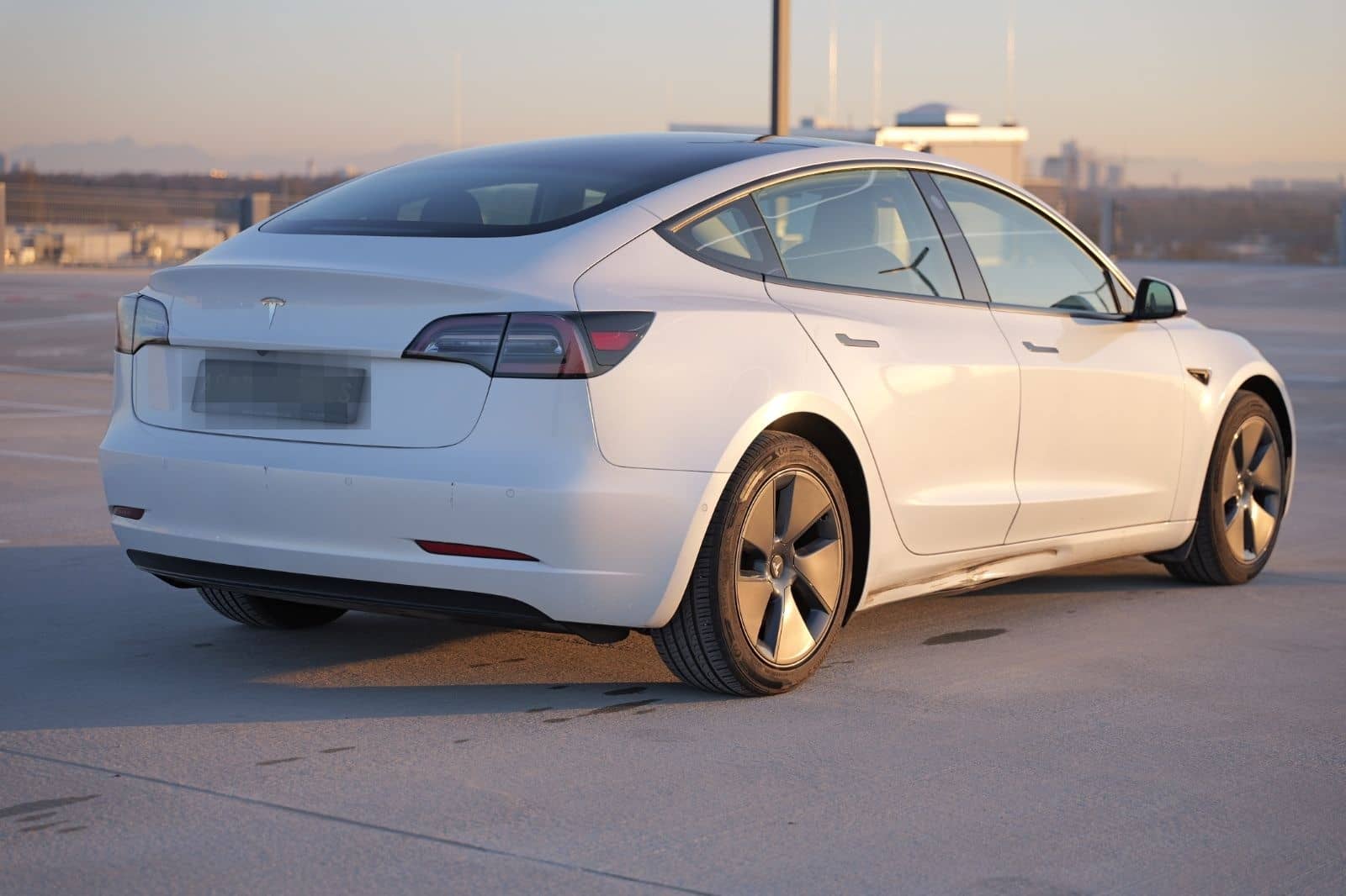 Tesla Model 3 *Stand + Reichweite*Panorama*Autopilot foto 6