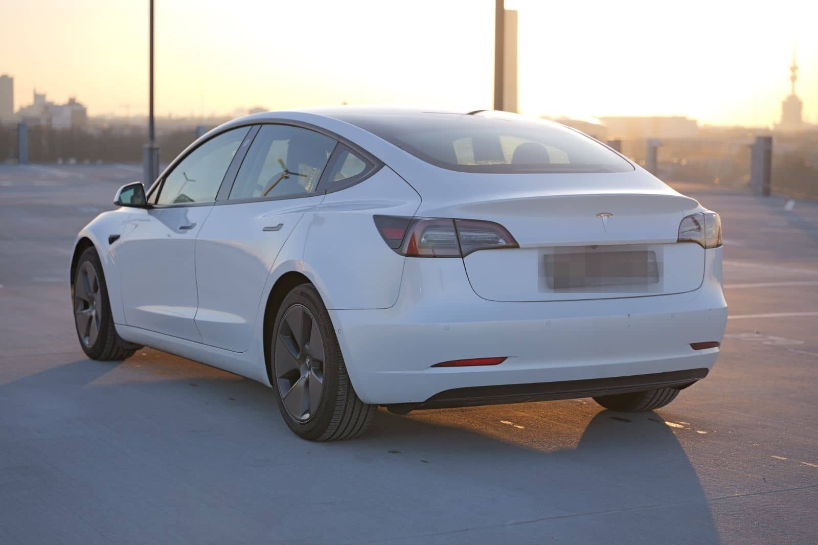 Tesla Model 3 *Stand + Reichweite*Panorama*Autopilot foto 7