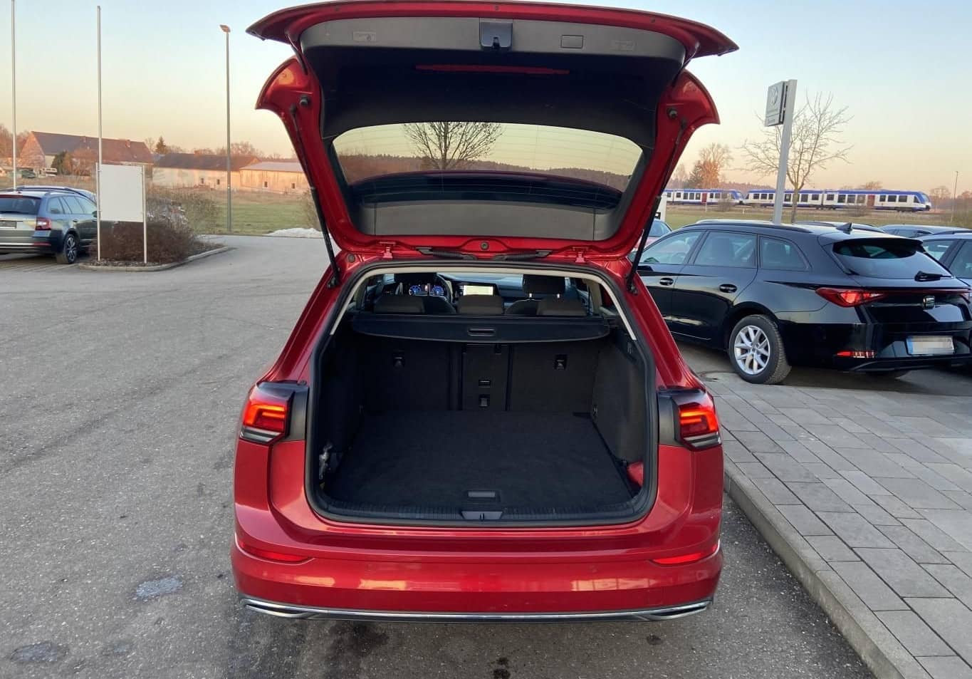 Volkswagen Golf Variant 2.0 TDI DSG Active APP-CONNECT+ACTI foto 12