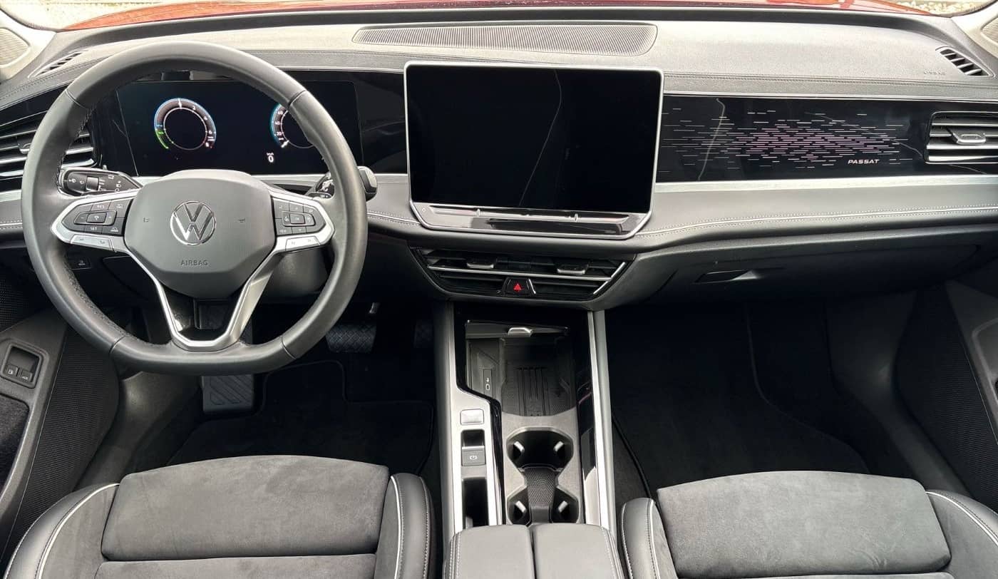 Volkswagen Passat Variant Elegance eHybrid Matrix/CCS/AHK foto 12