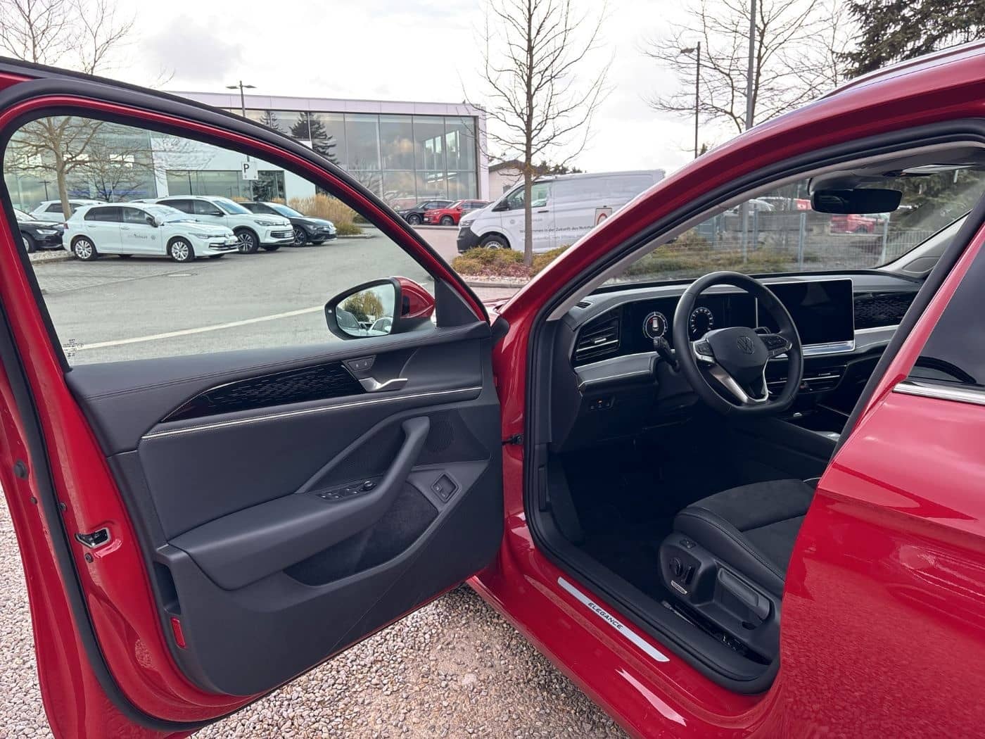 Volkswagen Passat Variant Elegance eHybrid Matrix/CCS/AHK foto 21