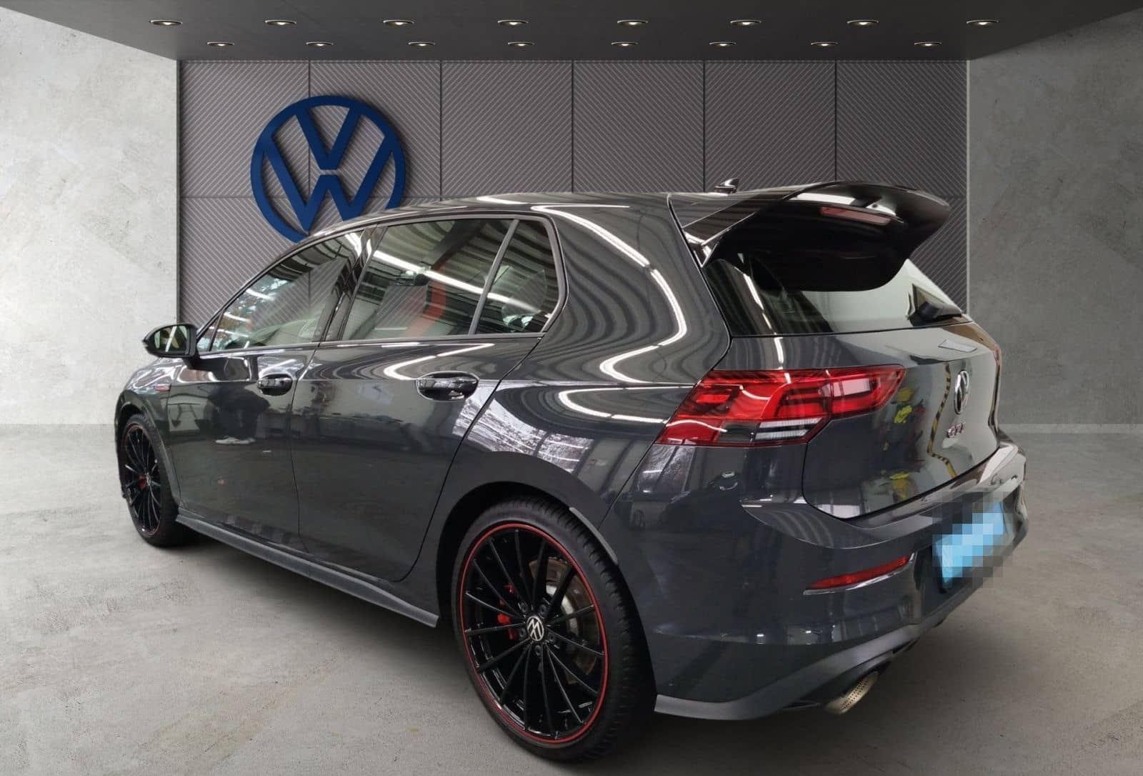 Volkswagen Golf VIII GTI CLUBSPORT 2.0 TSI BLACKSTYLE AKRA foto 5