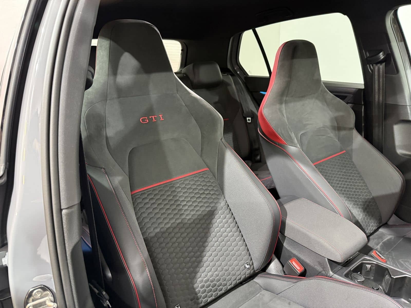 Volkswagen Golf VIII GTI Clubsport *Akrapovic*Matrix*DAB+* foto 18