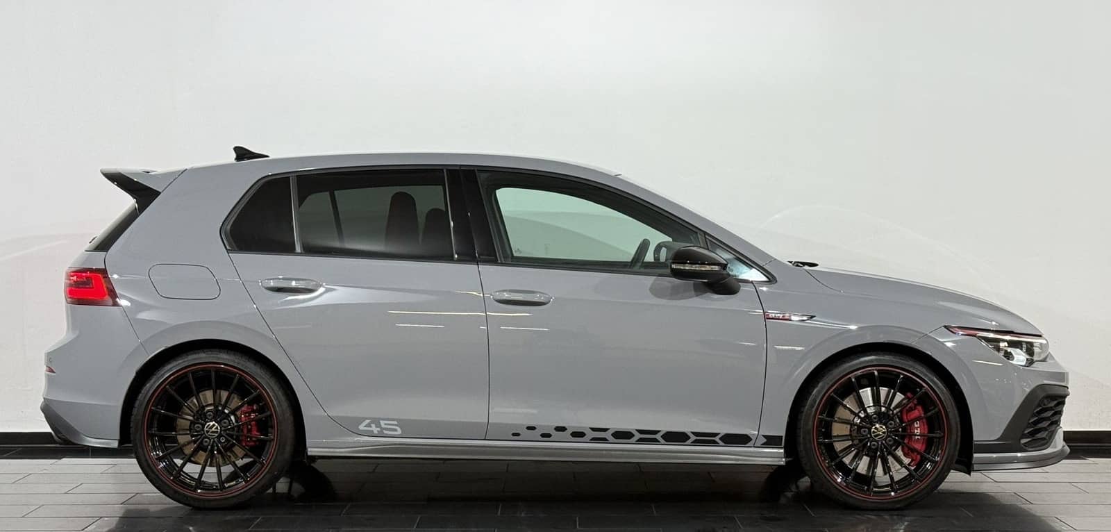 Volkswagen Golf VIII GTI Clubsport *Akrapovic*Matrix*DAB+* foto 5