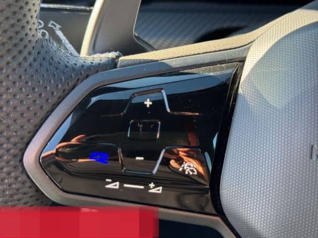 Volkswagen Golf 8 2.0 TSI DSG 4Mo R 19 MATRIX NAVI CAM foto 25