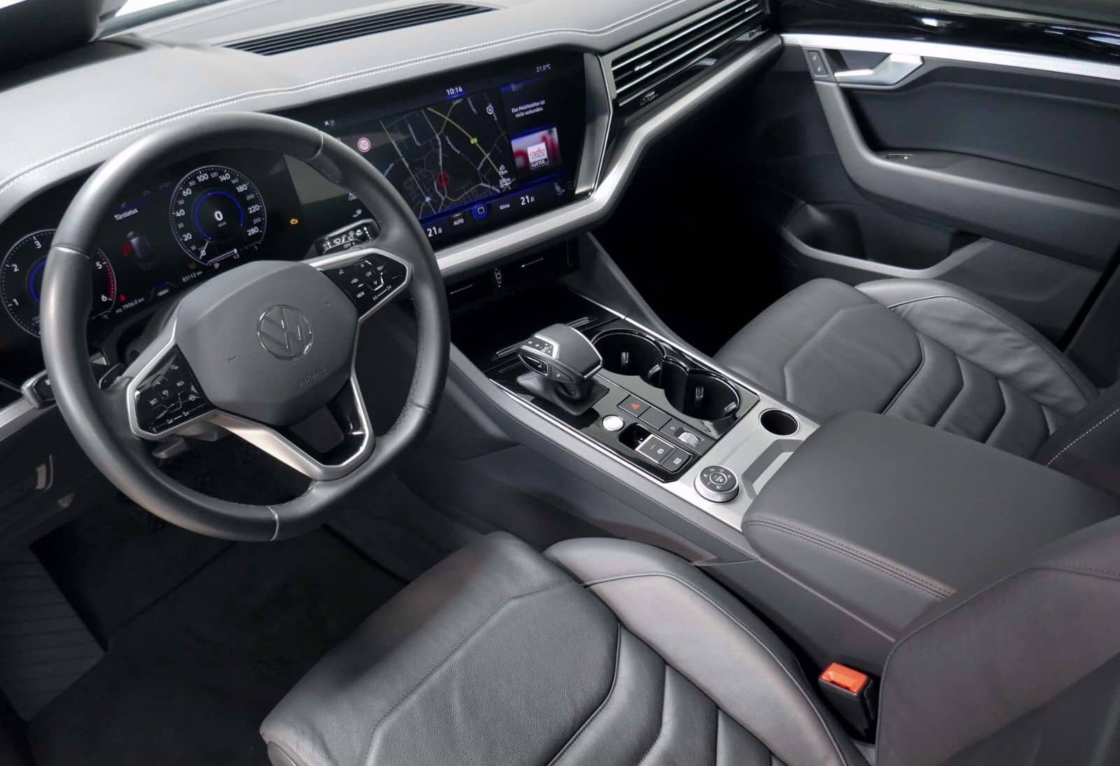 Volkswagen Touareg 3.0 TDI V6 4MOTION | LED RFK ACC Navi foto 13