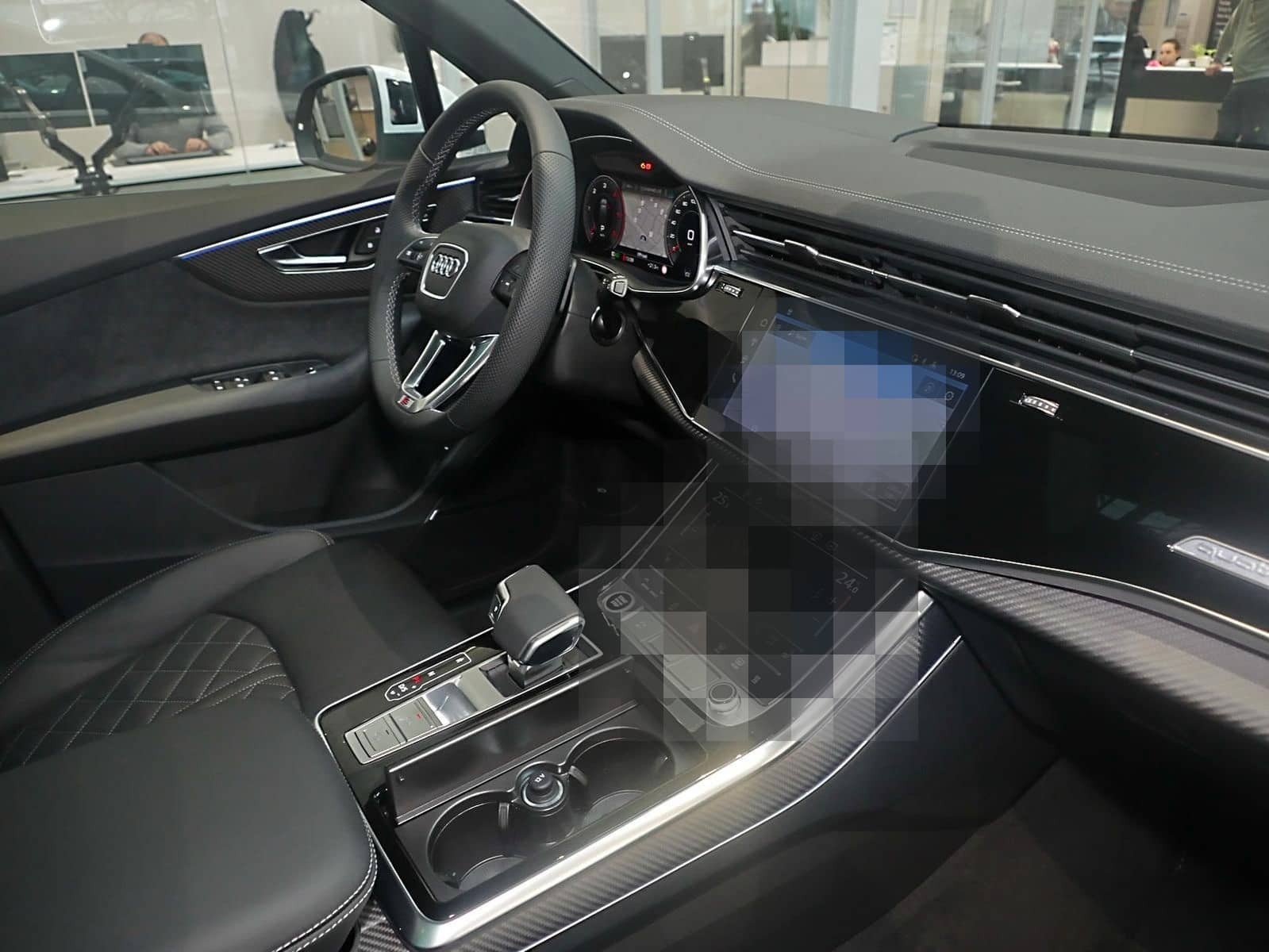 Audi Q7 50 TDI qu. 2x S line 7Si AHK B&O Pano Standh. foto 4