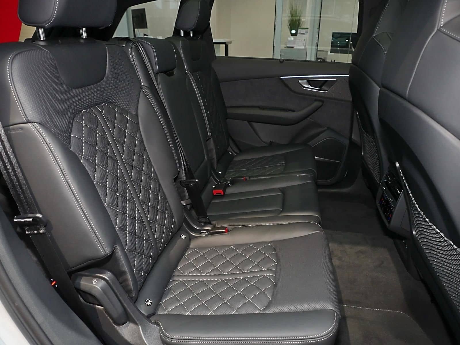 Audi Q7 50 TDI qu. 2x S line 7Si AHK B&O Pano Standh. foto 6