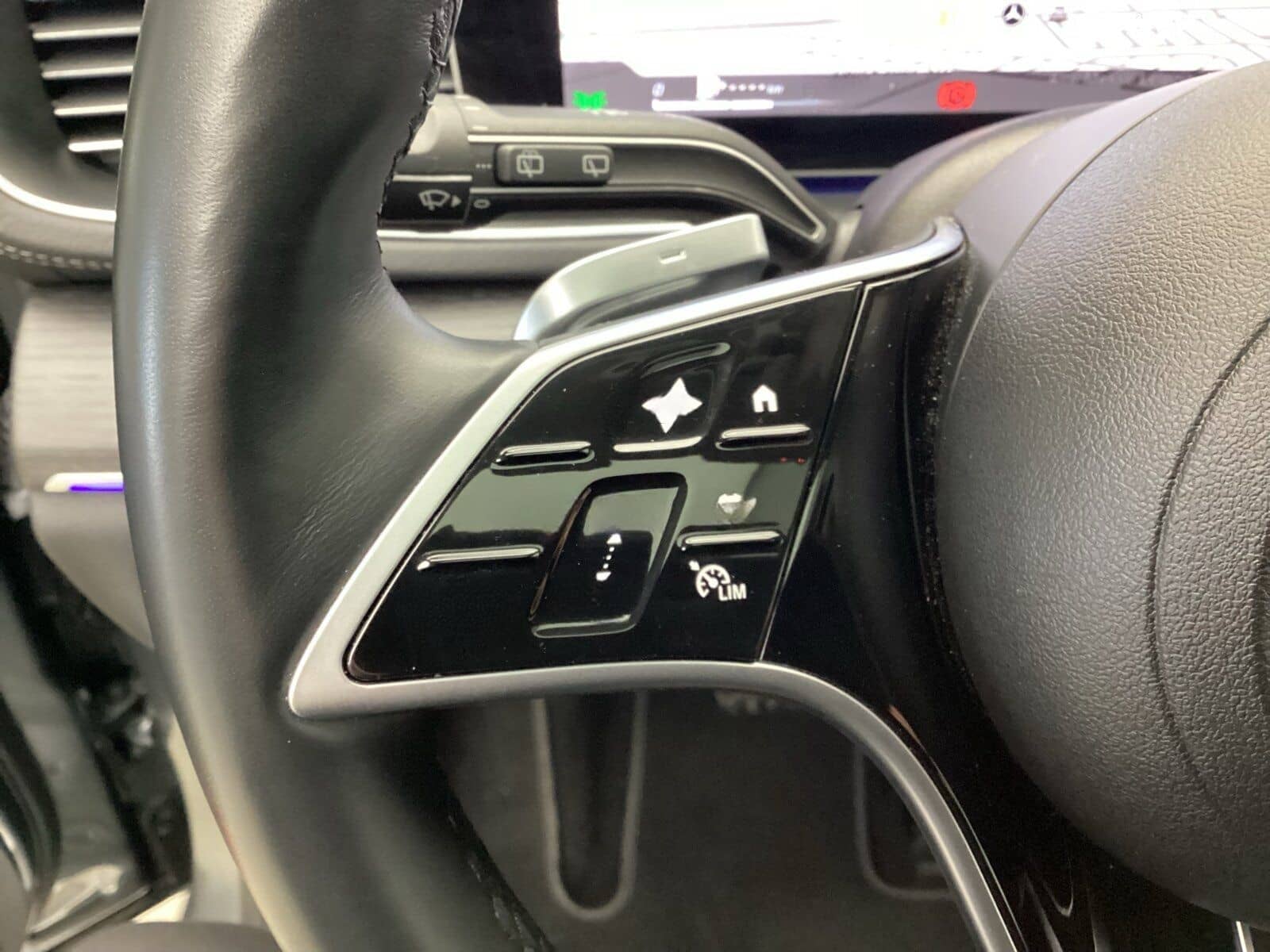 Mercedes-Benz GLS 450 4M AMG E-Active Akustik Burmester StHz foto 14