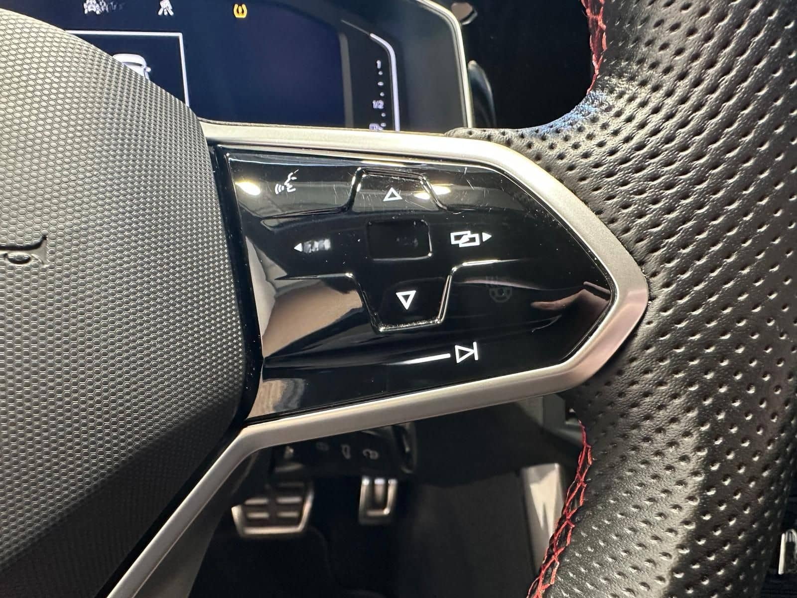 Volkswagen Polo 2.0 TSI DSG GTI Matrix|ACC|virt.Cock.|SHZ foto 13